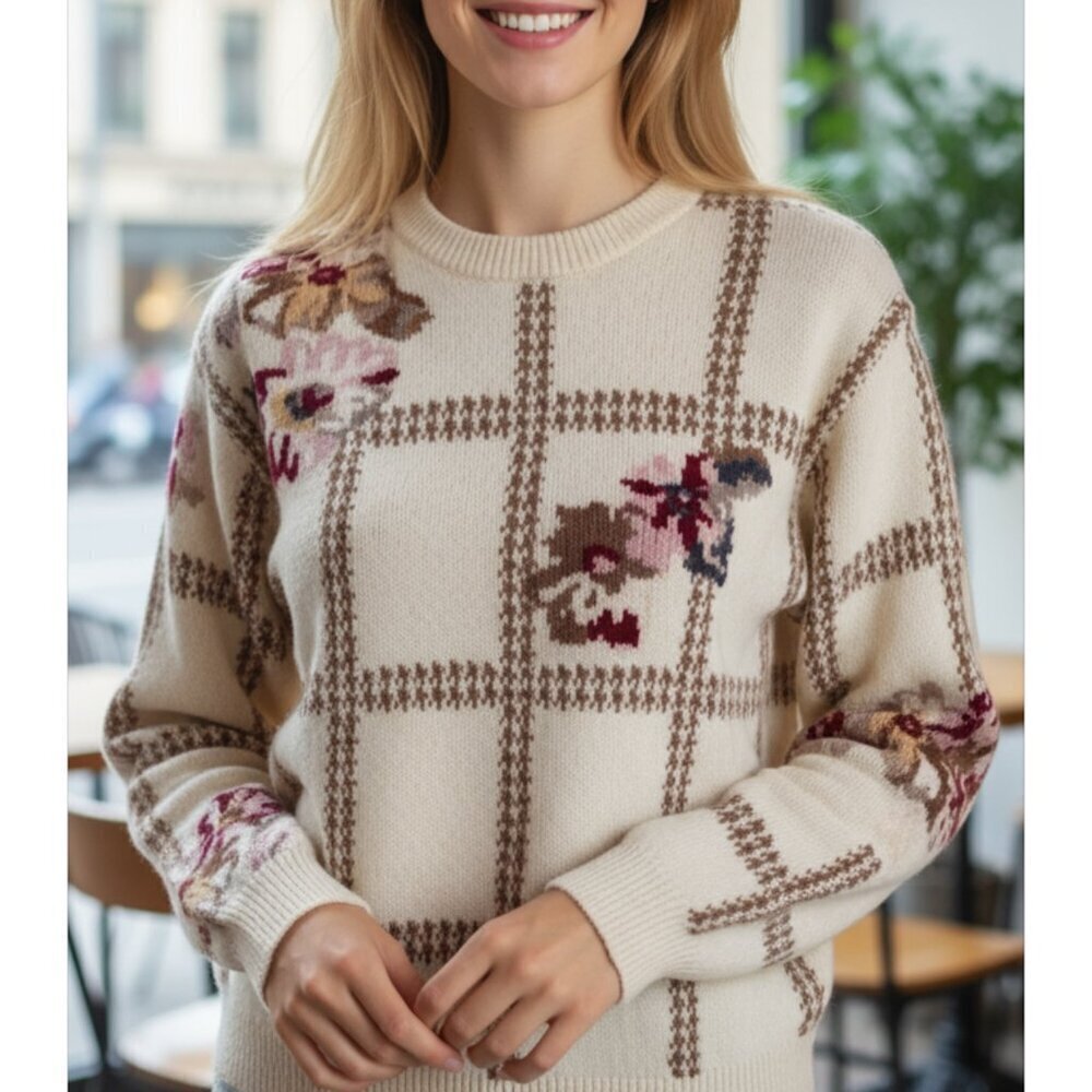 NEW/NOS Vintage 90's Ivory Floral Lambswool Angora Grandma Sweater M